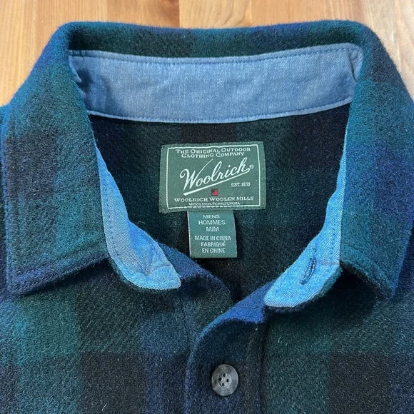 Woolrich Heavy Wool Shirt - Picture 2 of 8